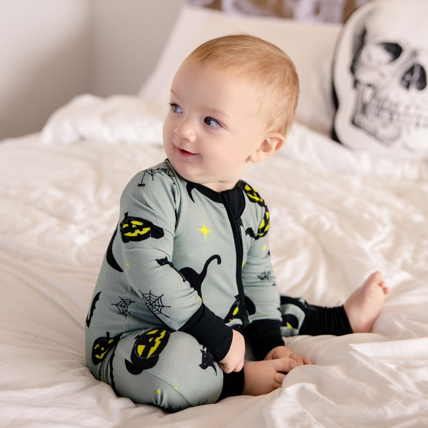 Convertible Footed Romper in Fright Night