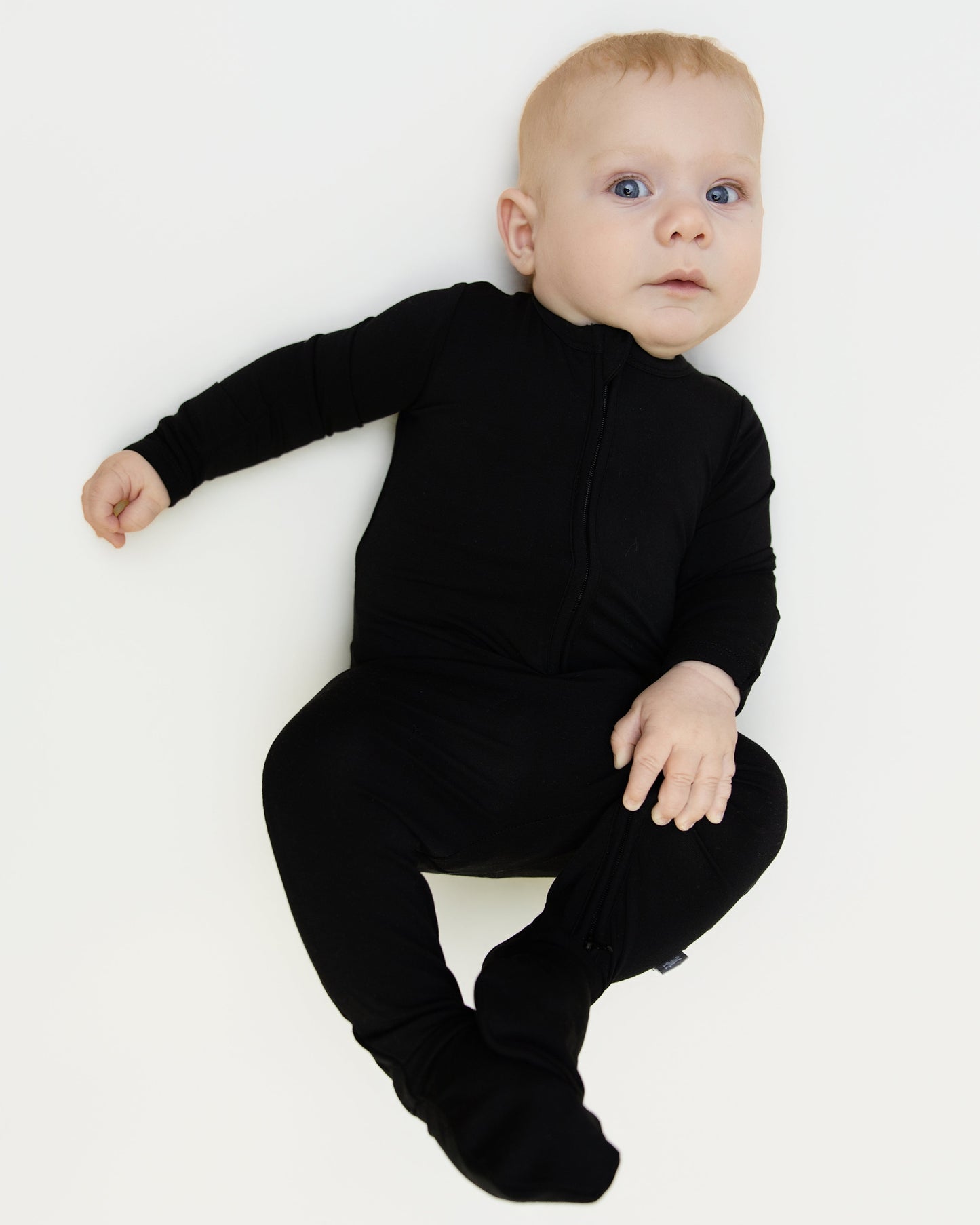 Zip Footie in Black - Bumbunny Baby
