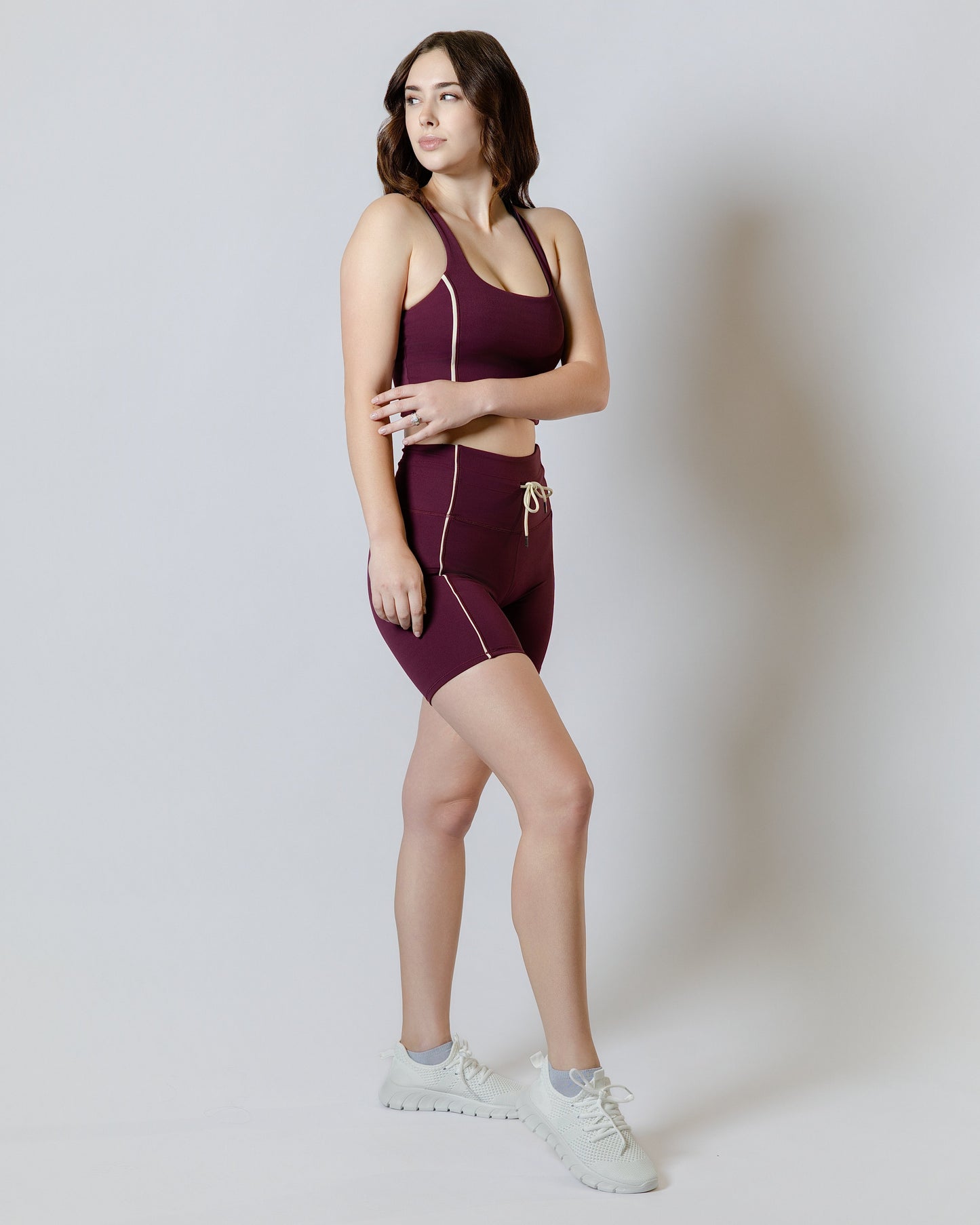 Momentum Piped Short in Wine
